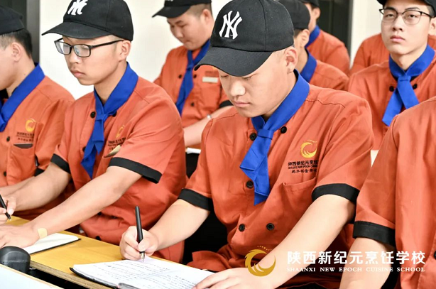 新纪元,学子,如何,烹饪,菜鸟,变成,专业,技能,人才,会有