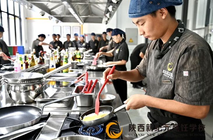 新纪元,学子,如何,烹饪,菜鸟,变成,专业,技能,人才,会有